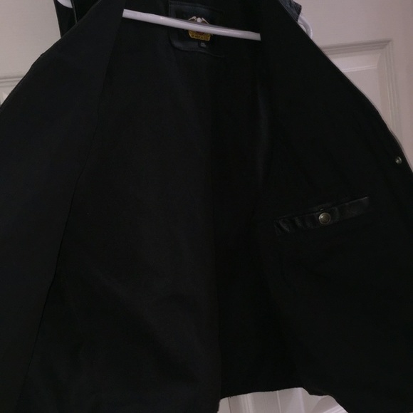 Harley-Davidson Motorcycles Men’s Black Leather Vest Made in USA Size Large - Picture 10 of 11